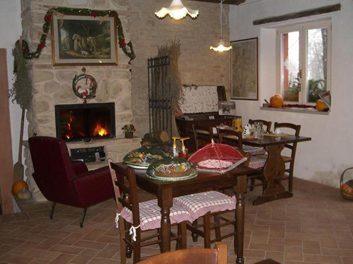 הוילה סאסו מרקוני Agriturismo Piccola Raieda מראה חיצוני תמונה